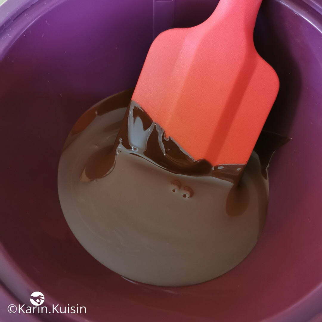 Faites fondre le chocolat